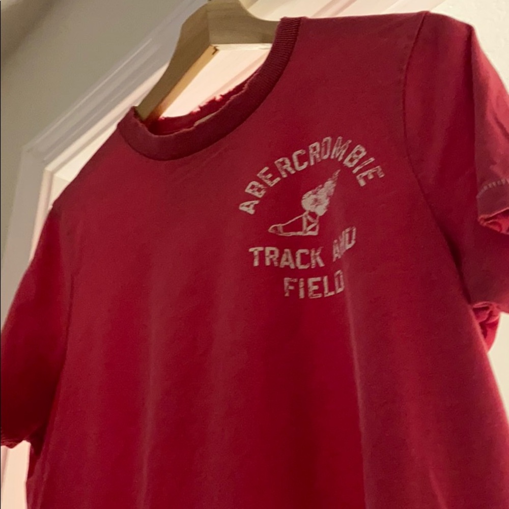 Abercrombie & Fitch Red Muscle Tee